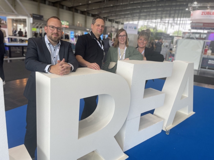 REA1 Gruppenbild Real Estate Arena